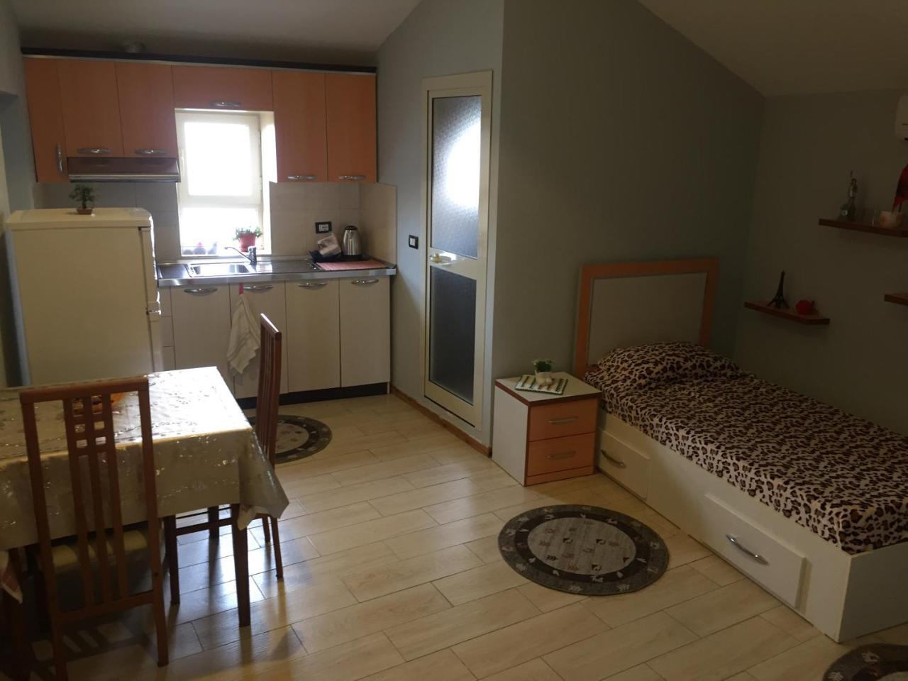 Lille France Apartments Shkodër Eksteriør billede